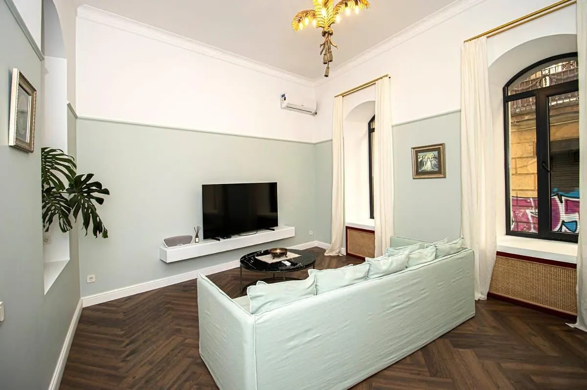 Chic 1Br Sololaki Center Retreat - By Wehost Διαμέρισμα Τυφλίδα