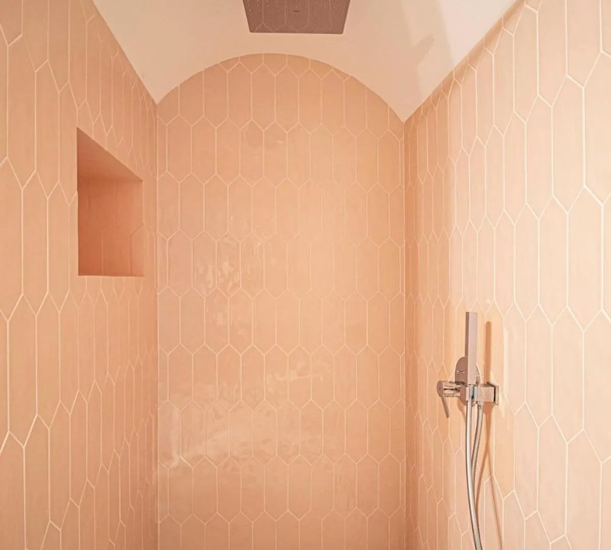 Chic 1Br Sololaki Center Retreat - By Wehost Διαμέρισμα Τυφλίδα