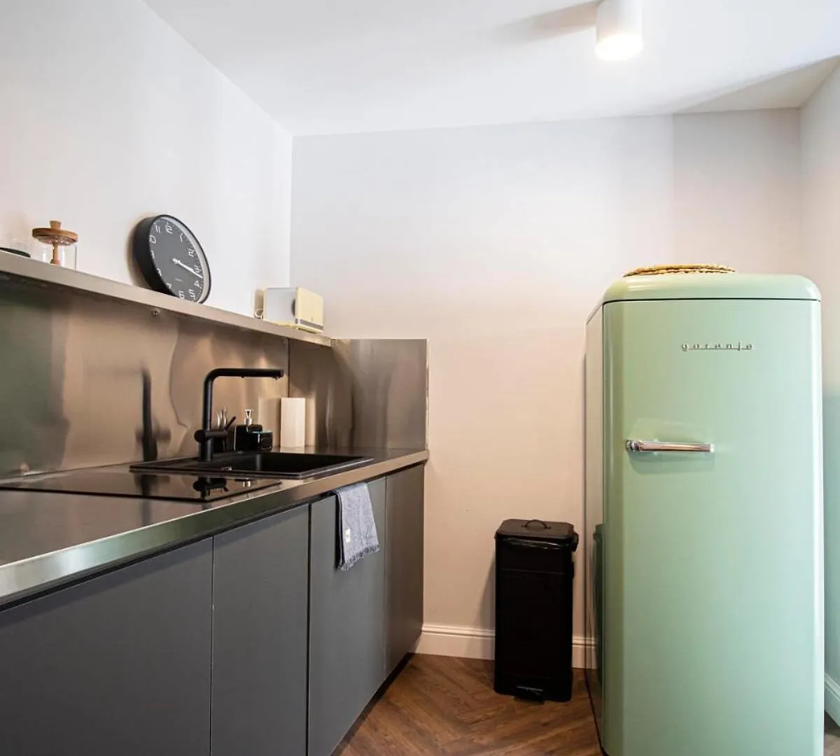 Chic 1Br Sololaki Center Retreat - By Wehost Διαμέρισμα Τυφλίδα